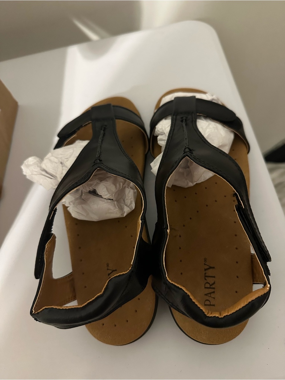 Women’s Black T-Strap Comfort Sandals Size 8